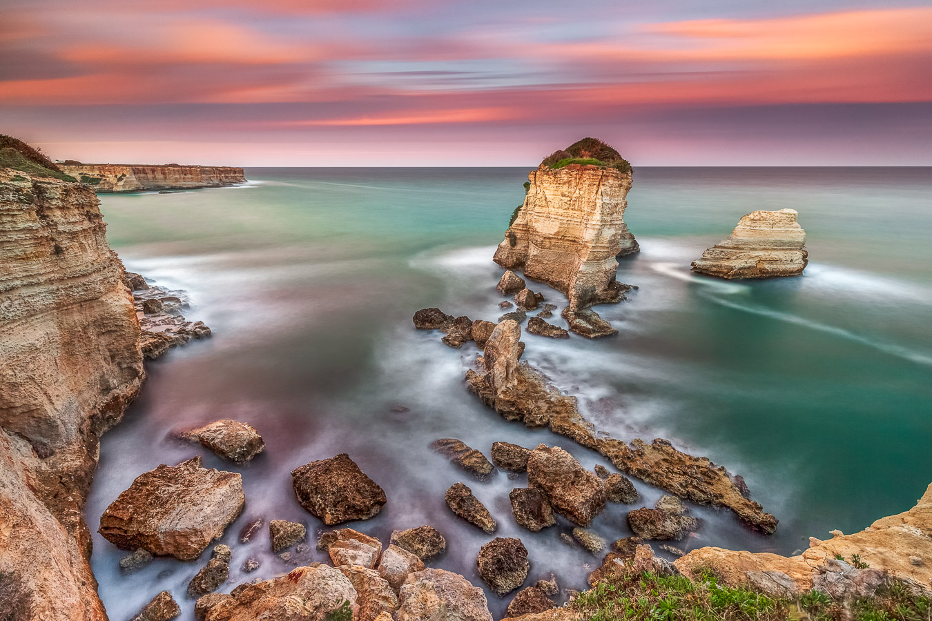 Long Exposure Photography_Faraglioni Sant Andrea_Marco De Maio